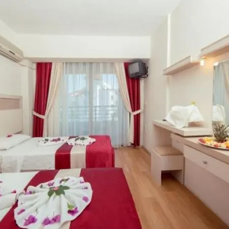 Portofino 3* 马尔马里斯